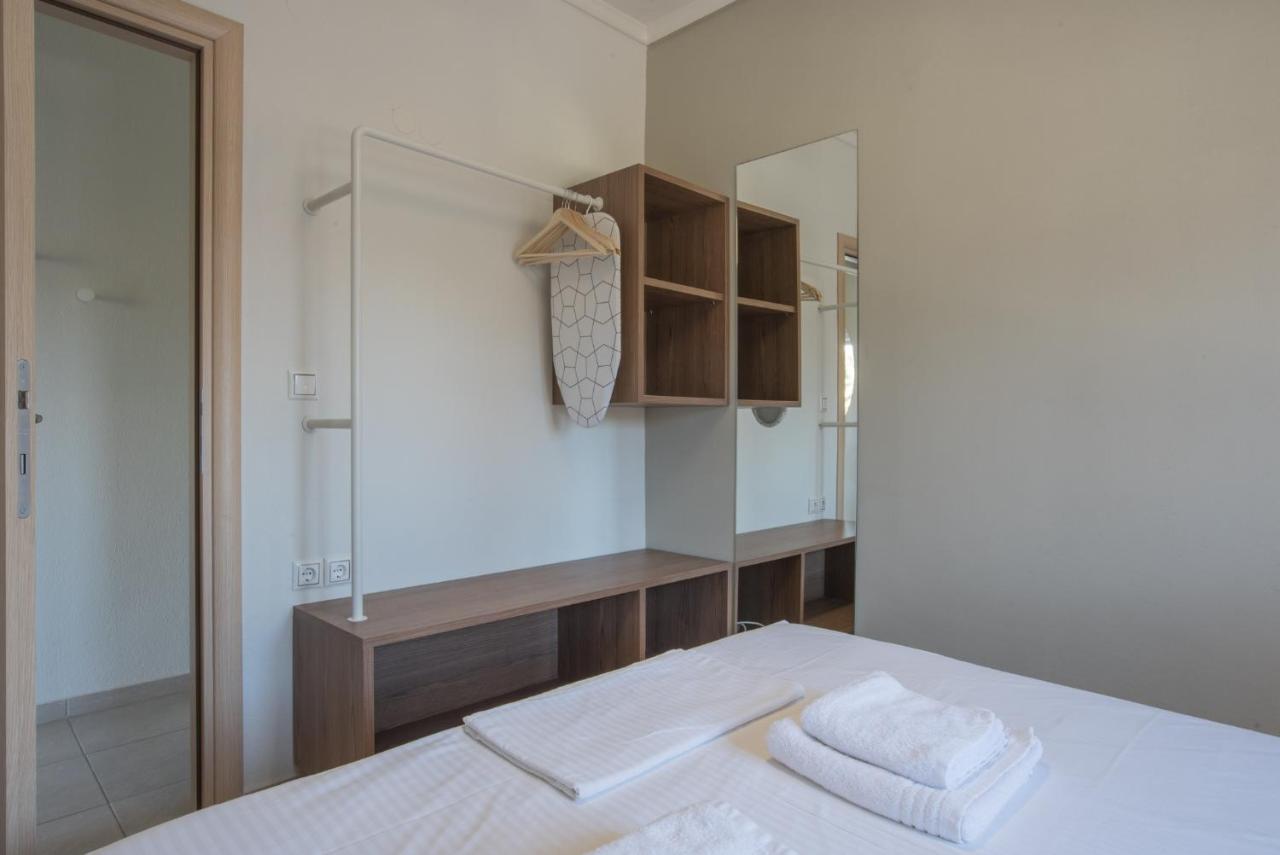 Vertigo Seaside Apartments นิกิติ ภายนอก รูปภาพ