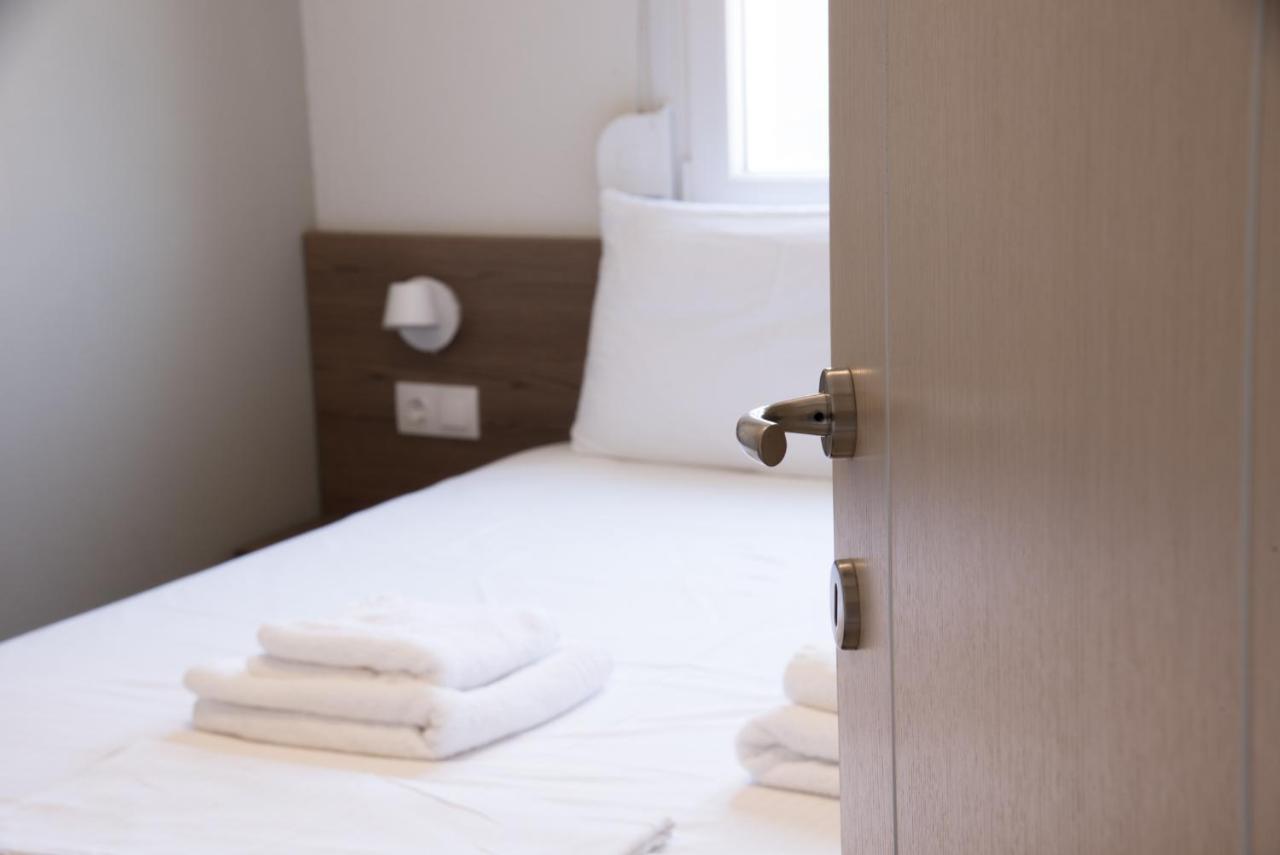 Vertigo Seaside Apartments นิกิติ ภายนอก รูปภาพ