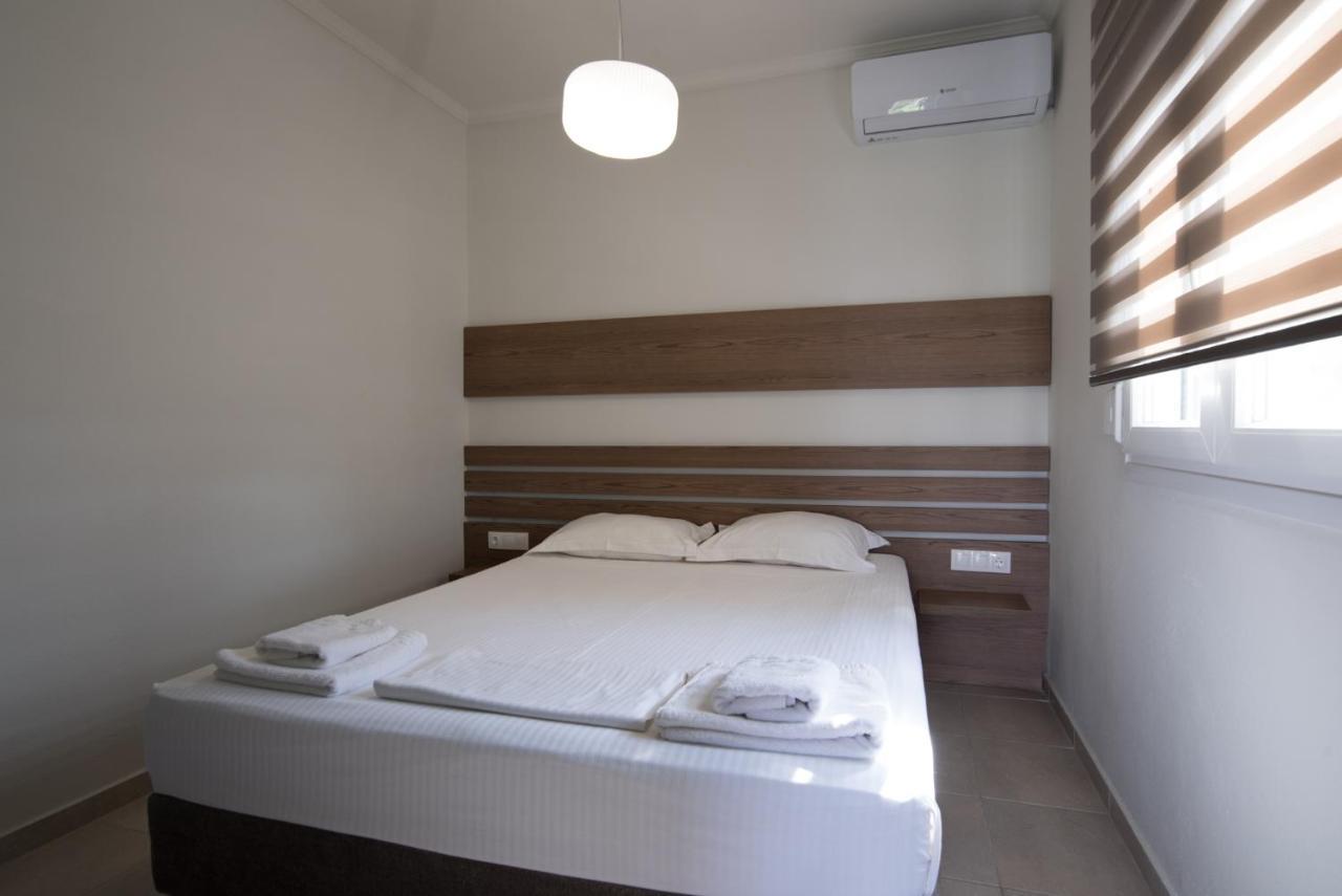 Vertigo Seaside Apartments นิกิติ ภายนอก รูปภาพ
